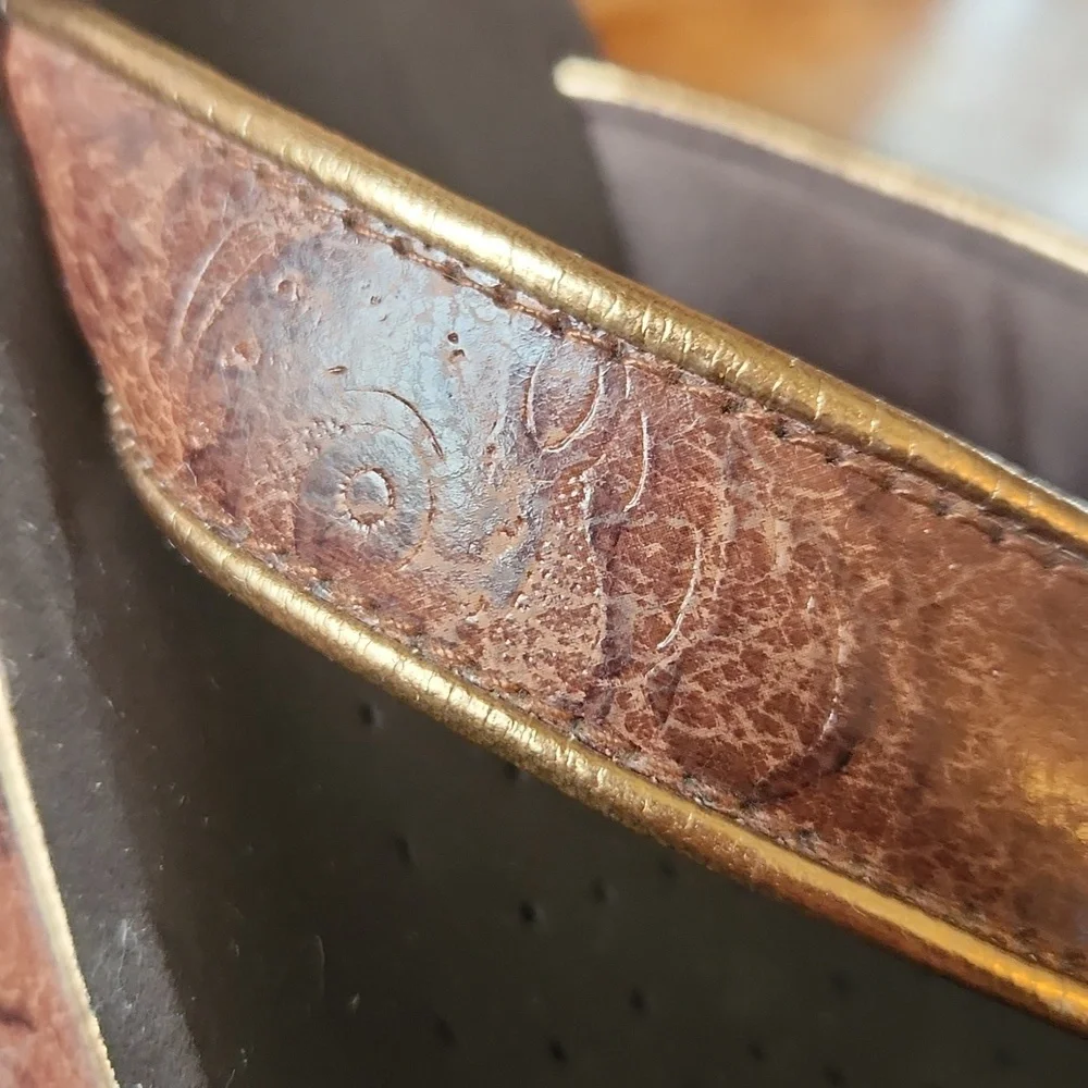 Volatile‎ Tooled Frappachino  Platform Heel Thong Sandal Brown sz 10 Chunky - Picture 12 of 13